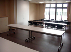 平和の森会館 控室